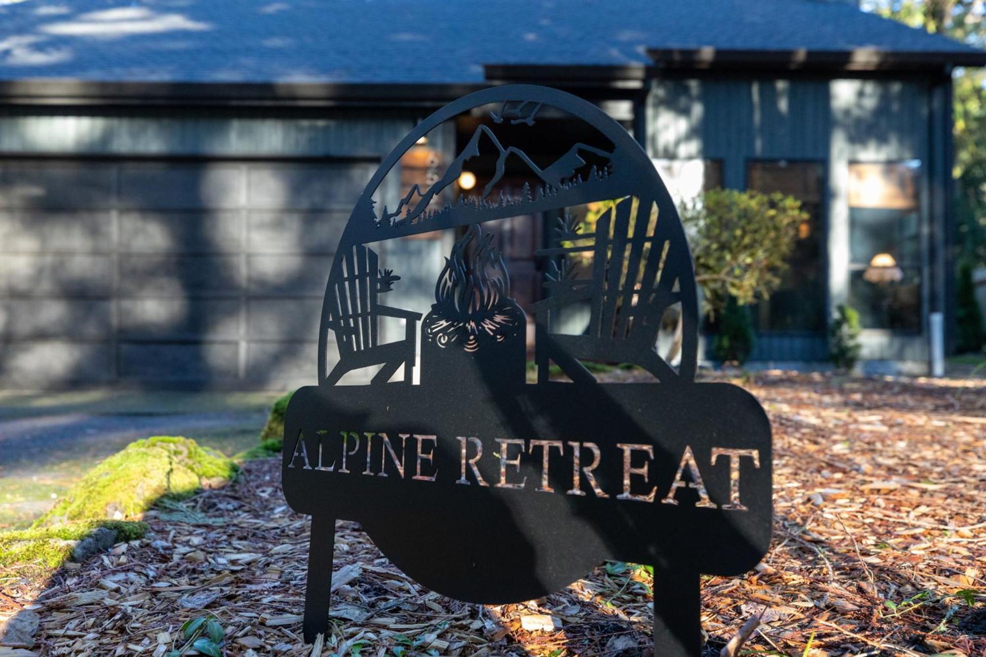 Stay Portland Collection - Alpine Retreat Hot Tub, Fire Pit & Game Room Rhododendron Bagian luar foto