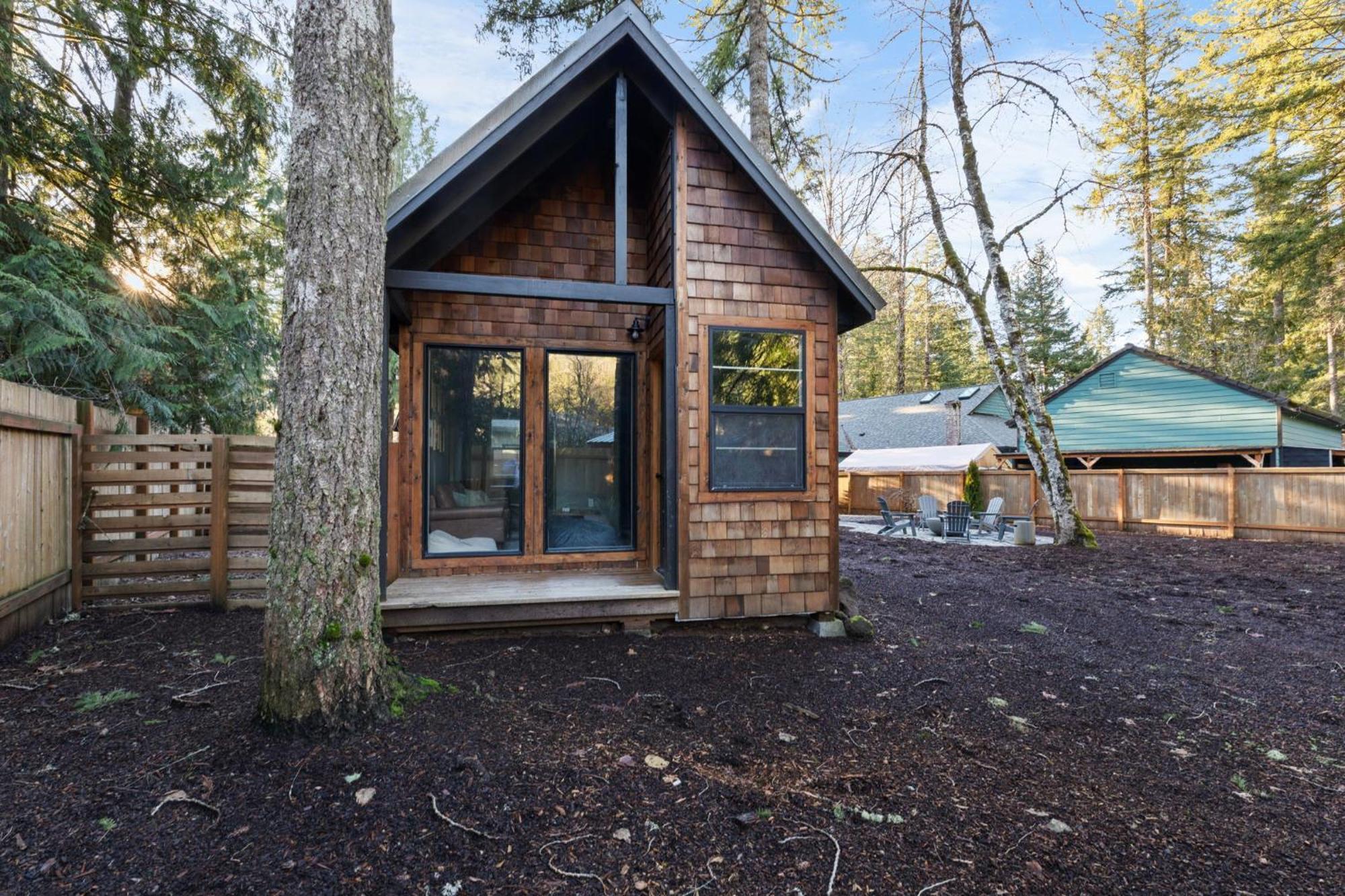 Stay Portland Collection - Alpine Retreat Hot Tub, Fire Pit & Game Room Rhododendron Bagian luar foto